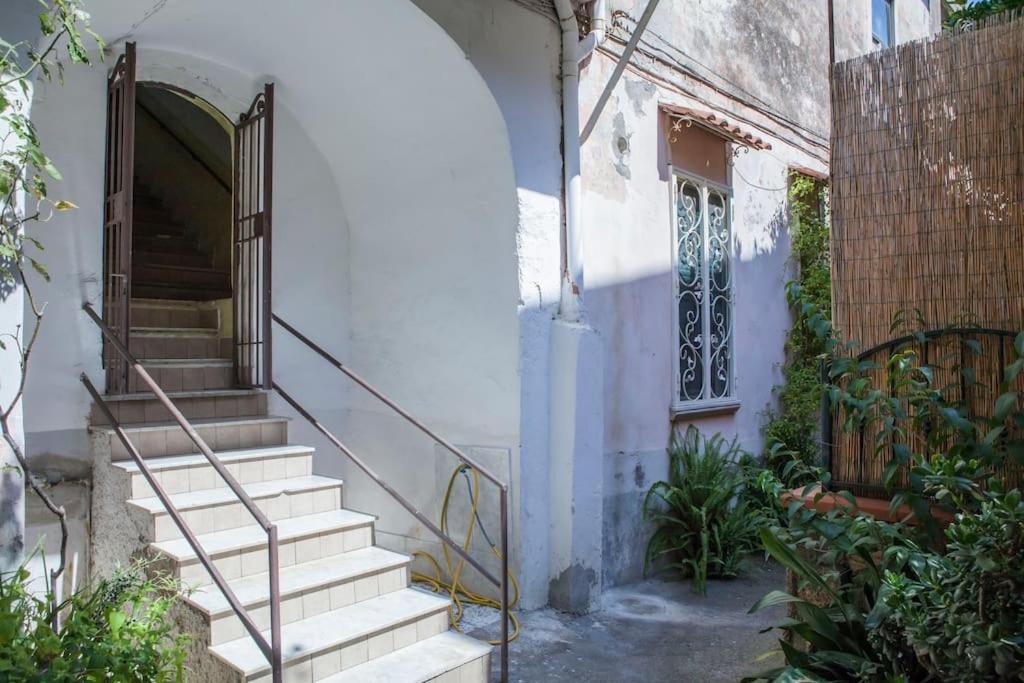 Ferienwohnung Casa Panoramica Castellammare di Stabia Exterior foto